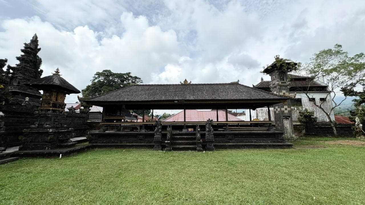 Pura Desa (Baleagung)
